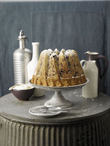 Kouglof de sarrasin aux myrtilles sauvages